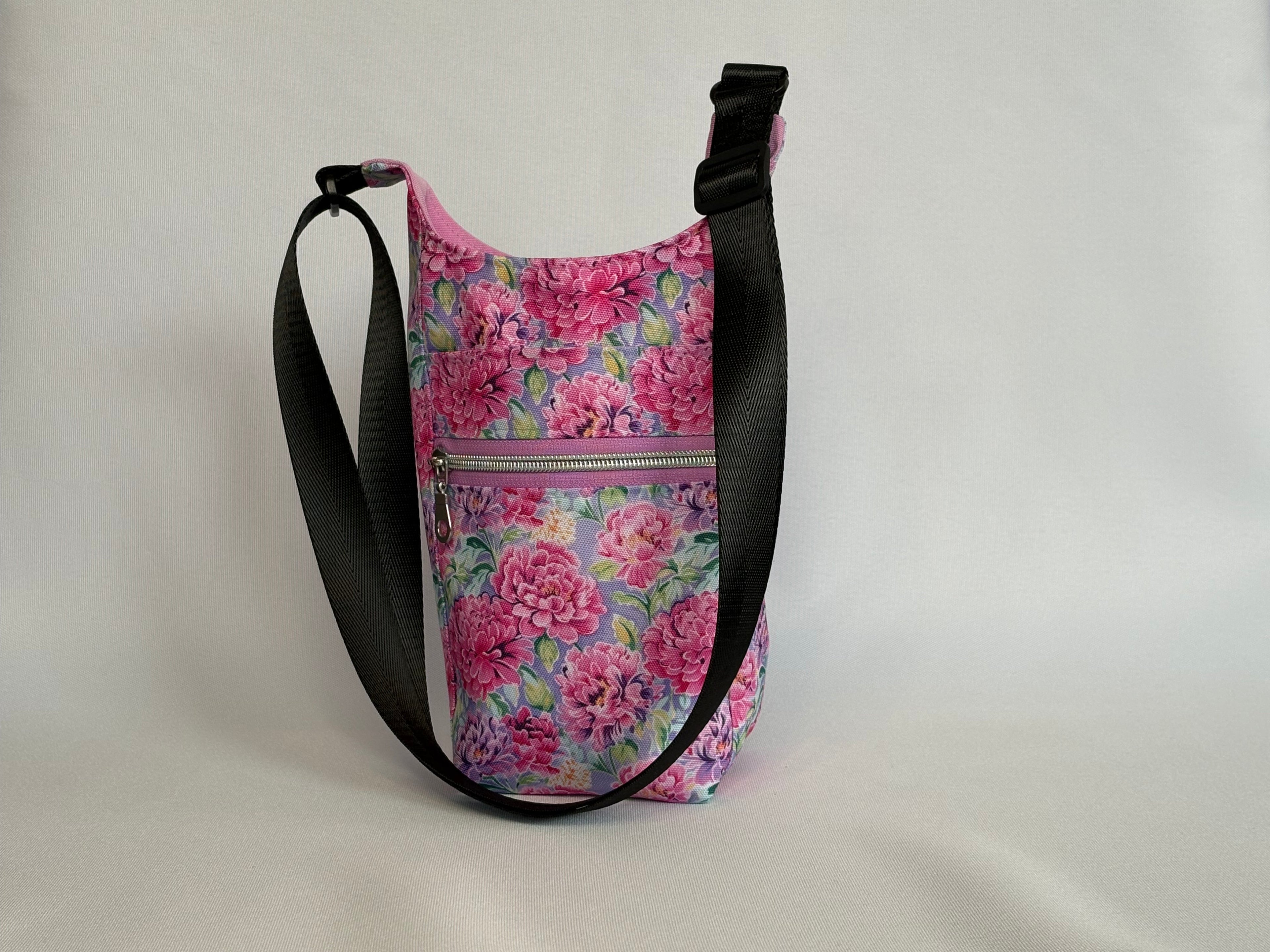 H2O 2GO Crossbody Bag - Pretty Peonies